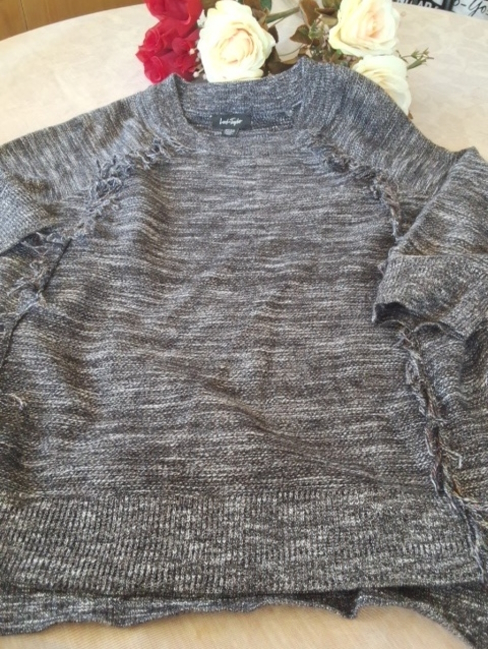 Lord & Taylor Gray Womens Sweater Size S
